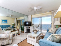 VRBO_4x3_full res_Gardner_SL604_2015_11_12_033