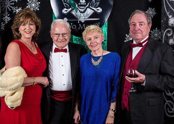 Bowlegs HollyBall_2014_12_13_5D3_045