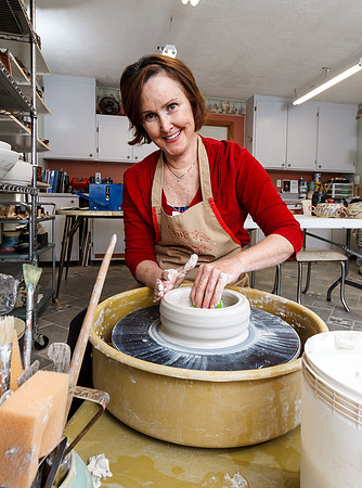 Lessie_Pottery_7D_048