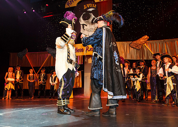Bowlegs Coronation_2012_06_09__324