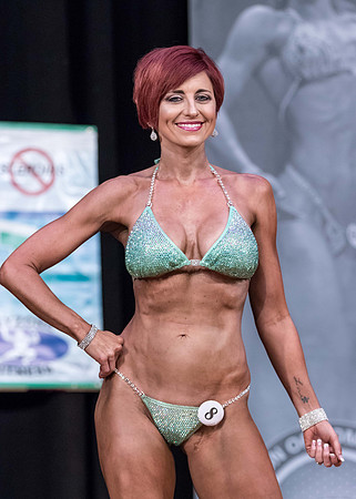 Bikini_2018_ECC_NS_80D_591