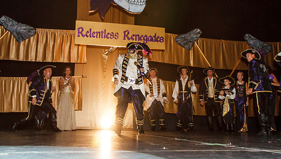 Bowlegs Coronation_2012_06_09__314