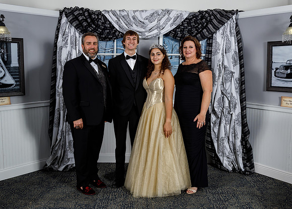 Bowlegs Masq Ball_2021_12_04_230