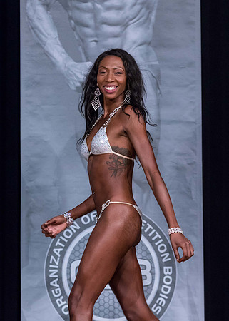 Bikini_2018_ECC_NS_80D_017