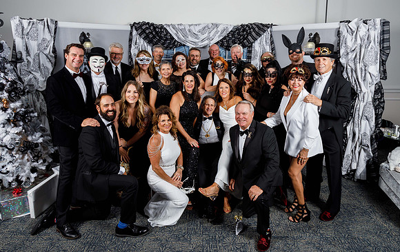 Bowlegs Masq Ball_2021_12_04_285
