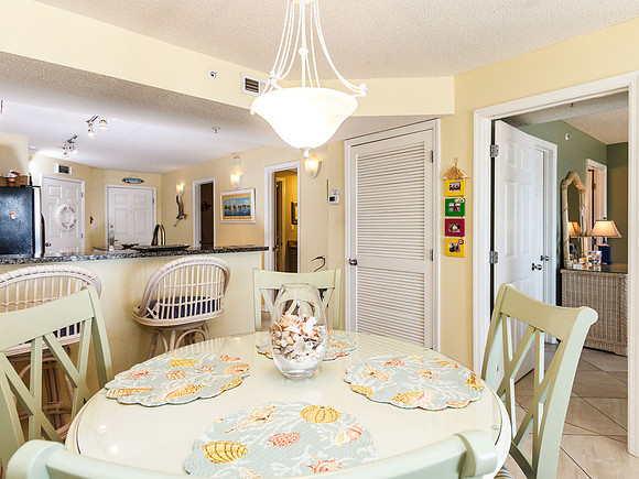 VRBO_4x3_full res_Gardner_SL604_2015_11_12_049