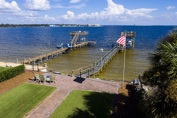 911 Beachview Dr_Drone_2018_10_02_006