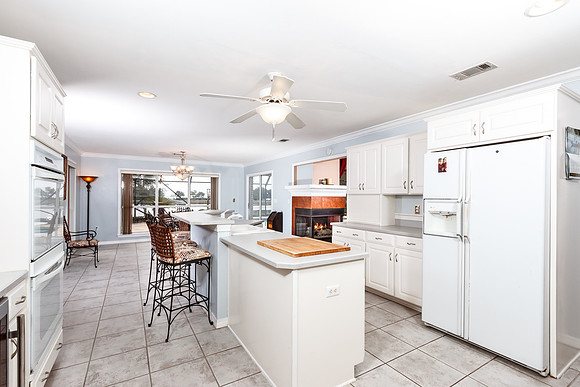 1222 N Lakeshore Dr_2017_06_27_058