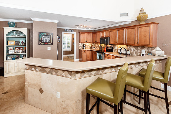 332 Tequesta Dr_2017_11_28_045