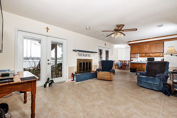 1413 Bayshore_2017_01_16_005
