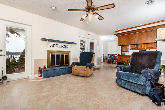 1413 Bayshore_2017_01_16_007