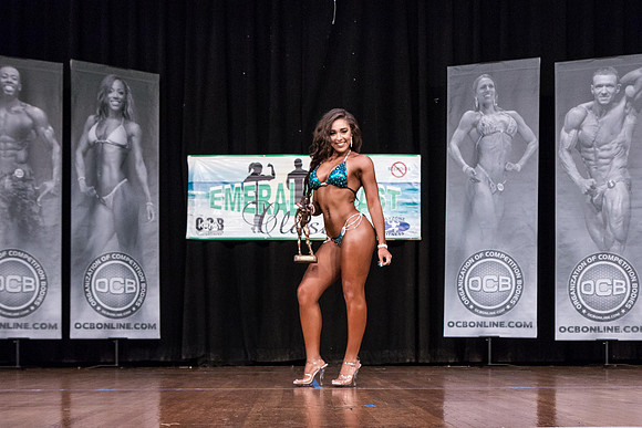 Bikini_2018_ECC_NS_70D_069