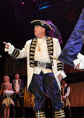 Bowlegs Coronation_2012_06_09__405