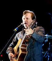ECSingoff_2012_03_11_40D_023