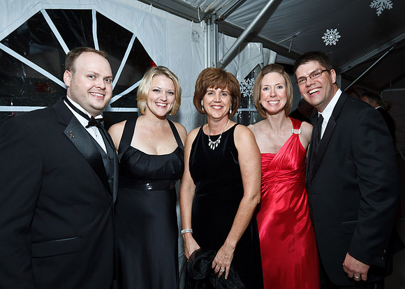 Holly Ball_2011_12_10_514