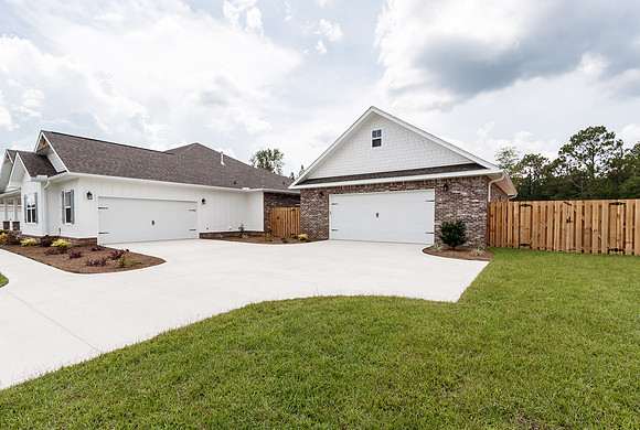 5520 Flatwoods Dr_2019_08_13_234