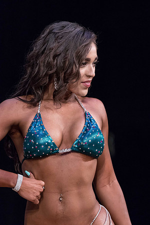 Bikini_2018_ECC_NS_80D_670