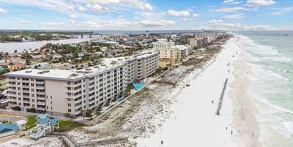 Island Princess_Amenities Drone_2023_04_12_005