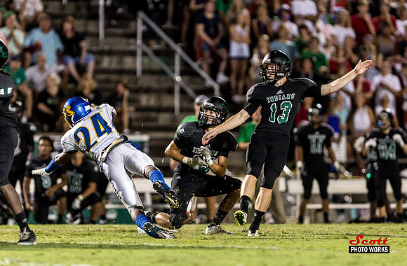 CHSFB_vs_Rickards_2015_09_11_813