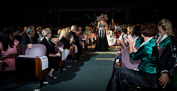 Bowlegs2015Coronation_5D3_492