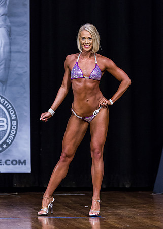 Bikini_2018_ECC_NS_5D3_469