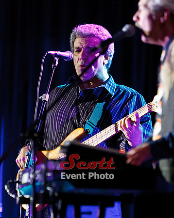 ECSingoff_2012_03_11_7D_953