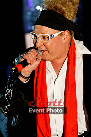 ECSingoff_2012_03_11_7D_891