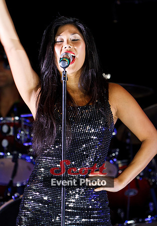 ECSingoff_2012_03_11_7D_897