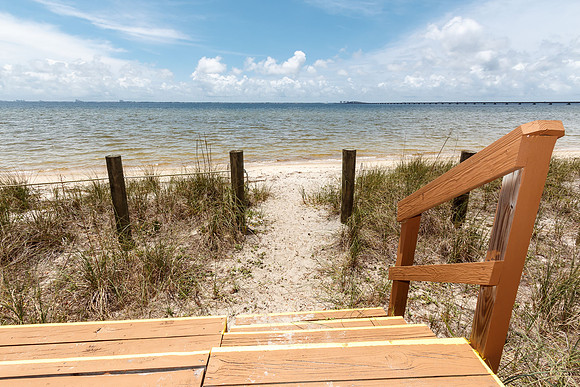 Park_902 Lake Dr_2017_05_22_015