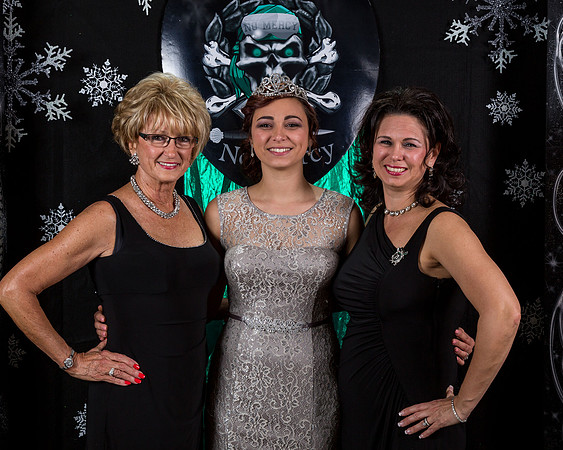 Bowlegs HollyBall_2014_12_13_5D3_202