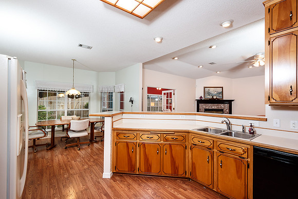 2353 Twin Bay View_2017_10_27_081