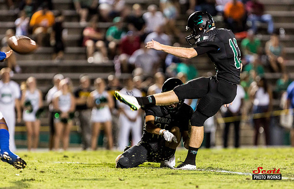 CHSFB_vs_Rickards_2015_09_11_656