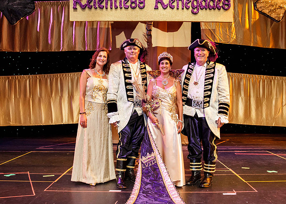 Bowlegs Coronation_2012_06_09__454