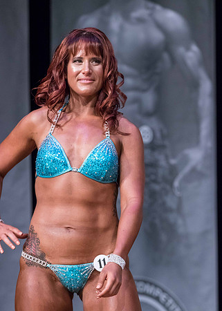 Bikini_2018_ECC_NS_80D_230
