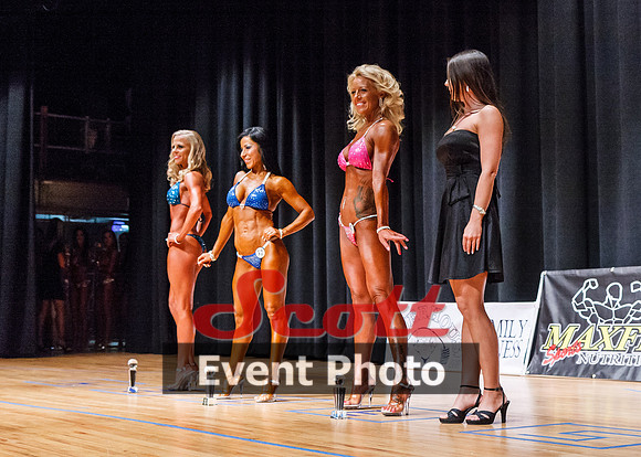 PHS2014_Nightshow_Groups_40D_019